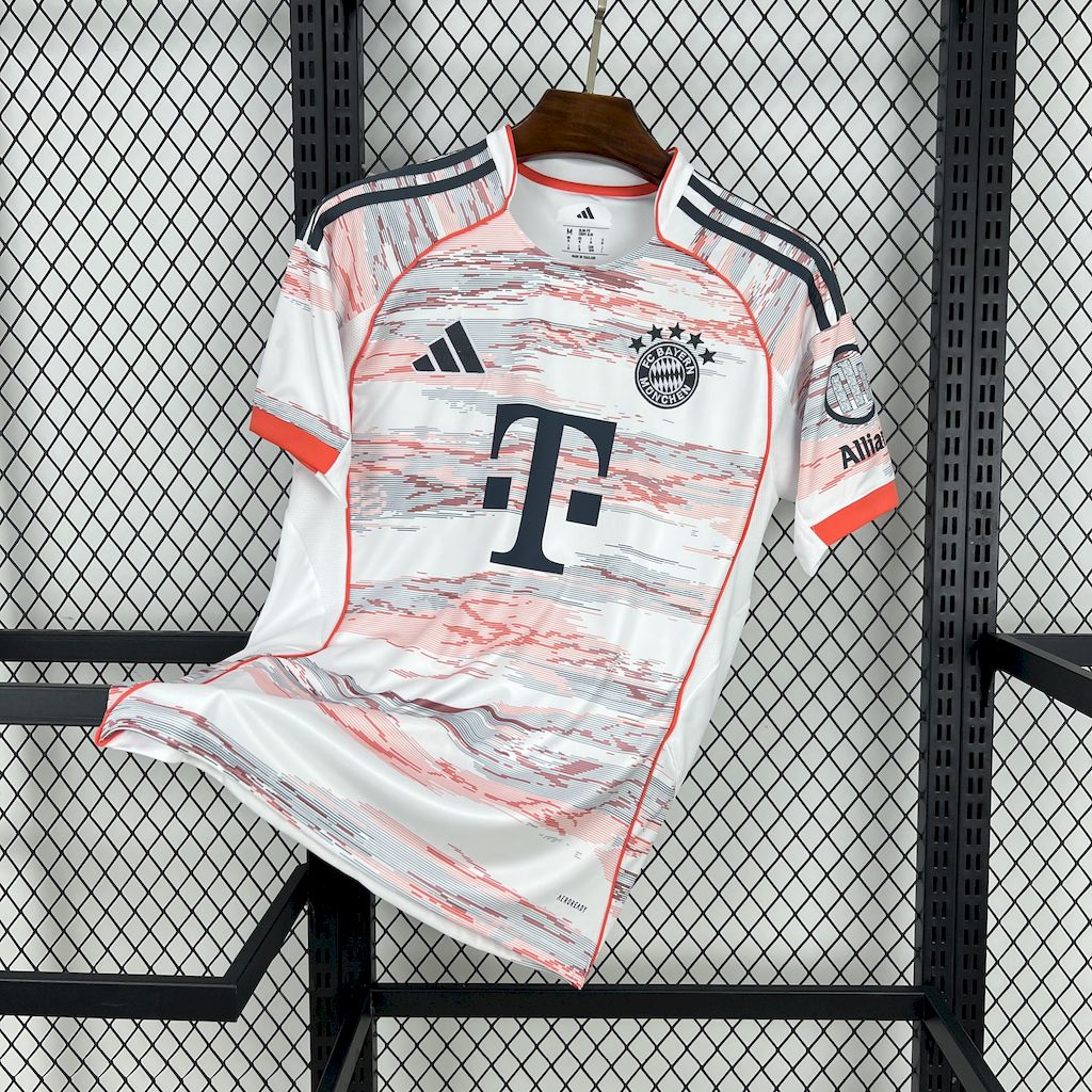 Bayern München away 25/26