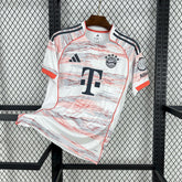Bayern München away 25/26